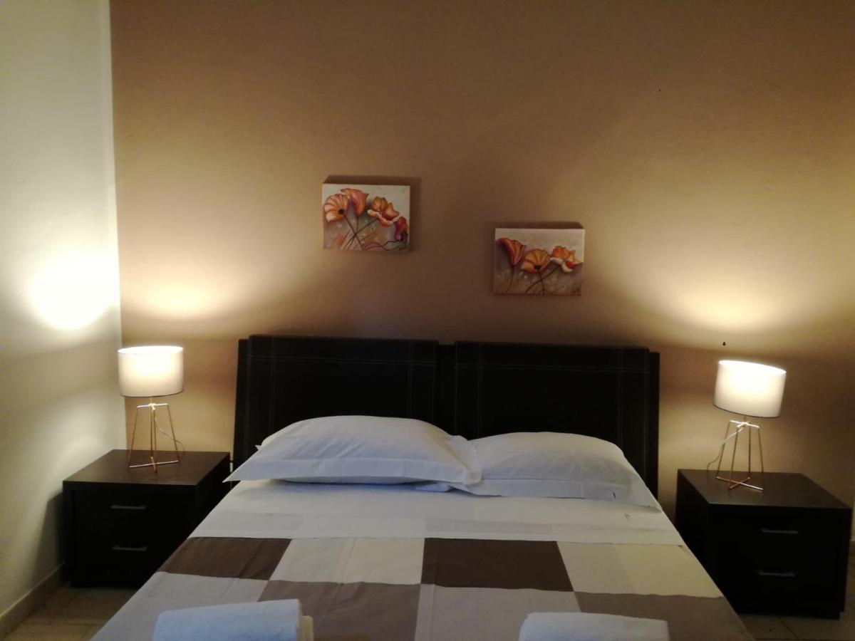Ortigia Spartan House 2 Syracuse ภายนอก รูปภาพ