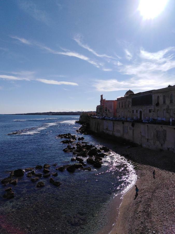 Ortigia Spartan House 2 Syracuse ภายนอก รูปภาพ